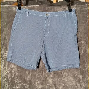 Mens Columbia Sportswear PFG shirts. Waist size 42